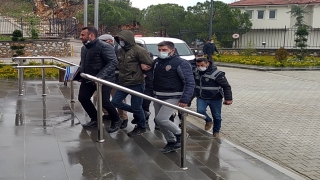 Orhangazi’de bir genci bıçakla yaralayan 2 şüpheli yakalandı