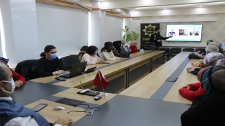 Osmaneli’nde ”En İyi Narkotik Polisi Anne” semineri düzenlendi