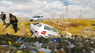 Kırklareli’nde otomobilin şarampole devrilmesi sonucu 2 kişi yaralandı