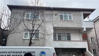 Sakarya’da pencereden duvara Trabzonspor bayrağı asarken düşen taraftar öldü