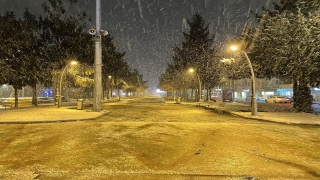 Sakarya’da kar yağışı etkisini sürdürüyor