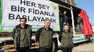 Bandırma Orman İşletme Müdürlüğü vatandaşlara 3 bin fidan dağıttı
