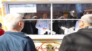 Edirne’de halk ekmek uygulaması başladı