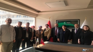Vali Canalp’in eşi Dr. Ayten Canalp, Yeşilay Edirne Şubesini ziyaret etti