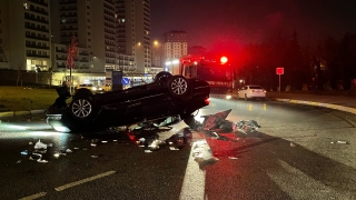 Küçükçekmece’de takla atan otomobildeki 6 kişi yaralandı