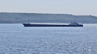 Çanakkale Boğazı’nda yük gemisi karaya oturdu