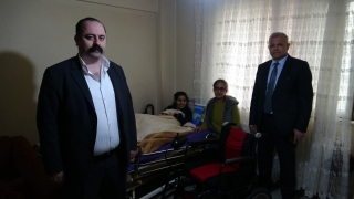 Bursa’da akülü aracı çalınan engelliye yenisi hediye edildi