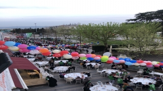 Sakarya İHH yetimler ve aileleri için iftar verdi