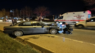 Kocaeli’de su kanalına düşen otomobildeki 1 kişi yaralandı
