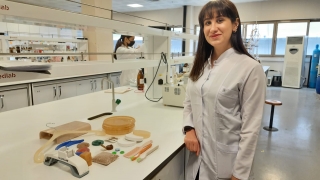 Zeytin çekirdeğini çevre dostu plastiğe dönüştürüyor