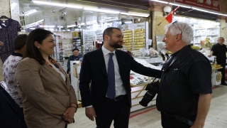 AK Parti MKYK Üyesi Emre Ete, bayramda açılması planlanan Selimiye Meydanı’nı inceledi