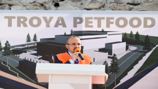 AK Parti’li Turan Ezine Gıda İhtisas OSB’de temel atma törenine katıldı: