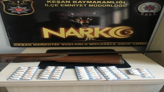 Keşan’da otomobilde sentetik ecza ele geçirildi