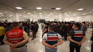 İstanbul’da son bir haftada 17 bin 116 düzensiz göçmen yakalandı