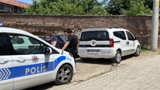 Edirne’de polisten kaçan sürücüye 4 bin 400 lira ceza kesildi