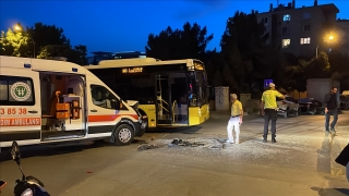 Kadıköy’deki trafik kazasında 1 kişi yaralandı 