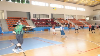 ”Kandıra Başkanlık Kupası Voleybol Turnuvası” başladı