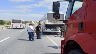 Kırklareli’nde fabrika işçilerini taşıyan otobüste çıkan yangın söndürüldü