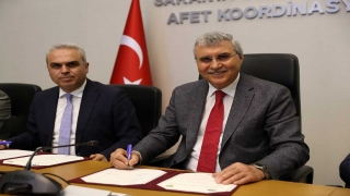Eskişehir Orman Spor Kulübünün isim hakkı, Sakarya Büyükşehir Belediyesi Spor Kulübüne devredildi