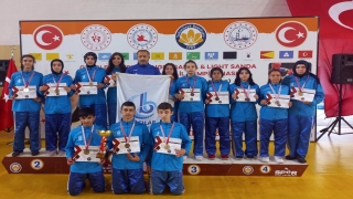 Bağcılar Belediyesi Wushu Kung Fu takımı, il şampiyonasında 13 madalya kazandı