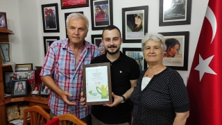 Edirne 15 Temmuz Demokratik Gençlik Derneği üyeleri şehit ailesini ziyaret etti