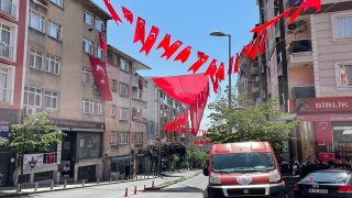 Şehit Piyade Uzman Çavuş Sercan Baş’ın baba evi bayraklarla donatıldı