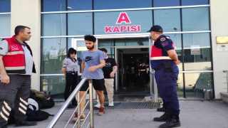 Sınır dışı edilecek 136 Afganistan uyruklu Kırklareli’nden gönderildi
