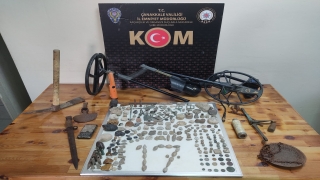 Çanakkale’de tarihi eser kaçakçılığı operasyonunda çok sayıda obje ele geçirildi