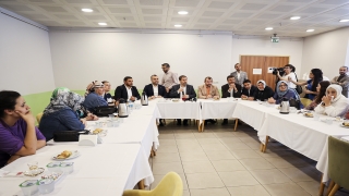 AK Parti Genel Başkan Yardımcısı Şen ”Yüz Yüze 100 Gün Projesi”ni Güngören’de başlattı: