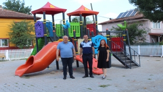 Söğütlü’de eskiyen çocuk parkları yenileniyor