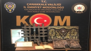 Çanakkale’de bir ikamette çok sayıda tarihi eser ele geçirildi