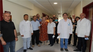 TÜ Hastanesi’ndeki kermeste elde edilen gelirle sağlık çalışanı anısına oda yenilendi