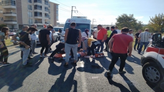 Kırklareli’nde otomobil ile motosikletin çarpıştığı kazada 2 kişi yaralandı