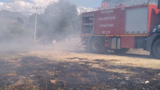 Söğüt ilçesinde çam ağaçlarının bulunduğu alanda çıkan yangın söndürüldü