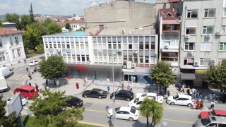 Sakarya’da taşıyıcı sistemi tahrip edilen bina mühürlendi