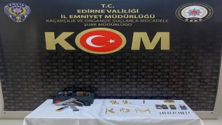 Edirne’deki operasyonda 138 bin 250 dolarlık sahte banknot ele geçirildi