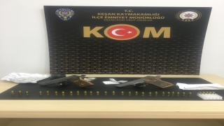 Keşan’da işyerinde tabanca ve uyuşturucu ele geçirildi 