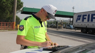Kocaeli’de yük taşıyan araçlara yönelik denetimler sürüyor