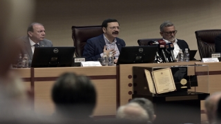 TOBB Başkanı Hisarcıklıoğlu ”Bursa İş Dünyası ile İstişare Toplantısı”nda konuştu: