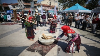 ”22. Uluslararası Sındırgı Yağcıbedir Uçan Halı Şenliği” başladı