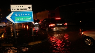 GÜNCELLEME Kapıkule Gümrük Sahası’nı su bastı