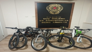 Bursa’da bisiklet hırsızlığı şüphelisi kamera görüntüsünden tespit edilerek yakalandı