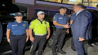 İstanbul Emniyet Müdürü Aktaş, Gaziosmanpaşa’da narkotik uygulamasını denetledi