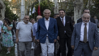 Ediz Hun ve Biket İlhan, Darülaceze Geleneksel Sinema Günleri’ne katıldı