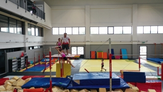 Sanayi tesisleri arasında kurulan ”cimnastikçi fabrikası”nda yıldız sporcular yetiştiriliyor