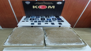 Çorlu’da gümrük kaçağı 30 telefon ele geçirildi