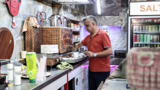 Bursa’da yarışma için gittiği tostçunun cep telefonunu çalan şüpheli yakalandı