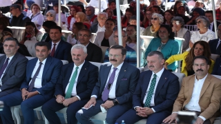 TOBB Başkanı Rifat Hisarcıklıoğlu, Kocaeli’de hizmet kompleksi açılışına katıldı