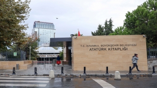 Öğrenciler, İBB’nin Atatürk Kitaplığı’nı kullanıma kapatmasına tepkili