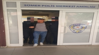 Kocaeli’de bir kişiyi bıçakla yaraladığı iddiasıyla yakalanan şüpheli tutuklandı